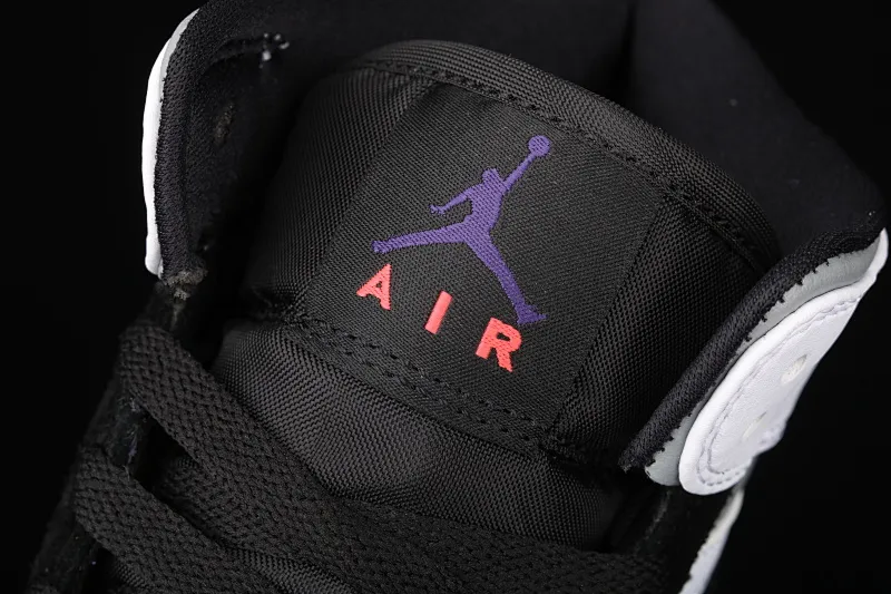 All categories Air Jordan Jordan series basketball shoes Air Jordan 1 Mid G version pure original Air Jordan 1 Mid GS AJ1 Joe 1 black and white purple Chinese basketball shoes BQ6931-105